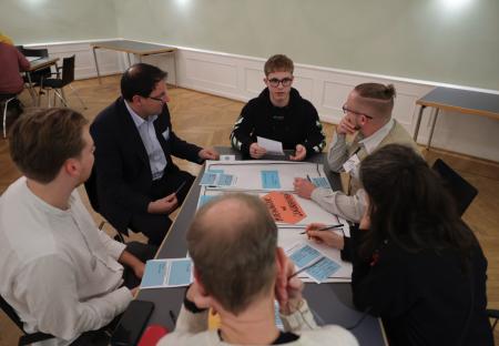 Menschen im Gespräch